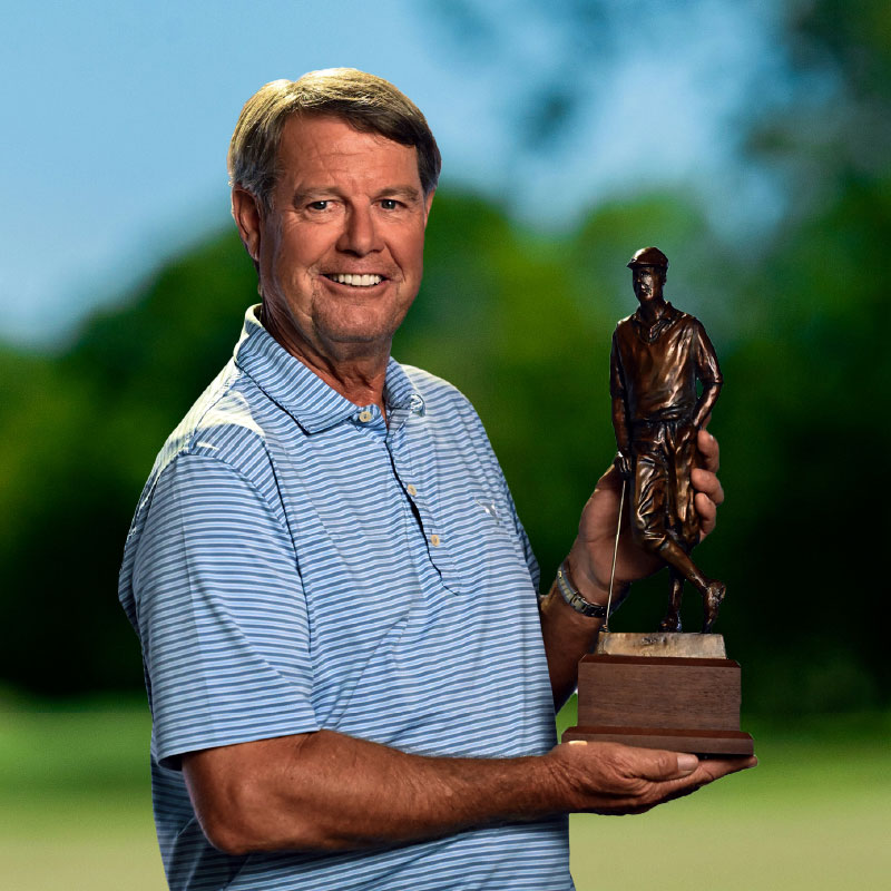 Brandt Snedeker with Payne Stewart Award trophy