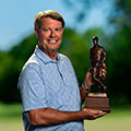 Paul Azinger holding Payne Stewart Award