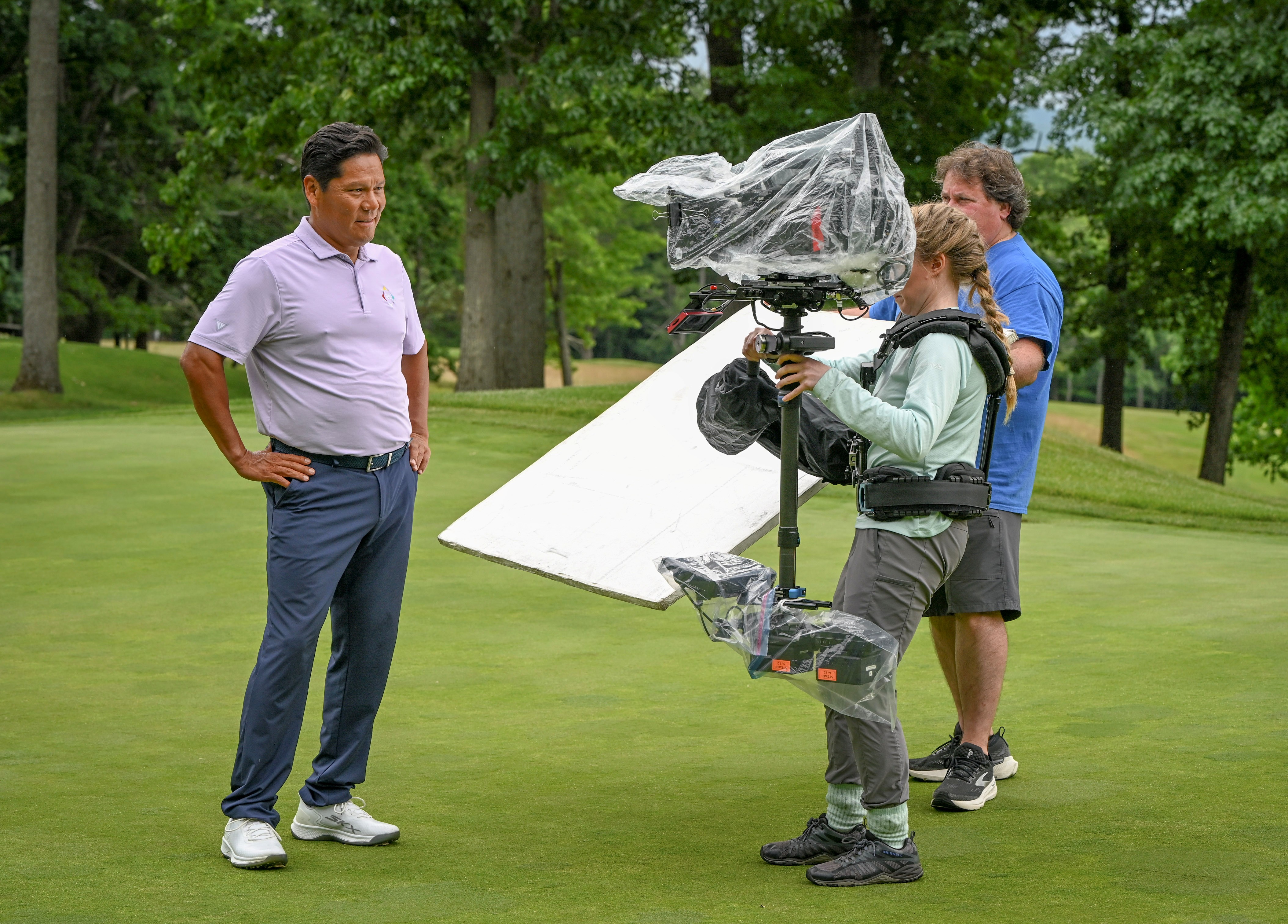 Paul Azinger silhouette giving interview