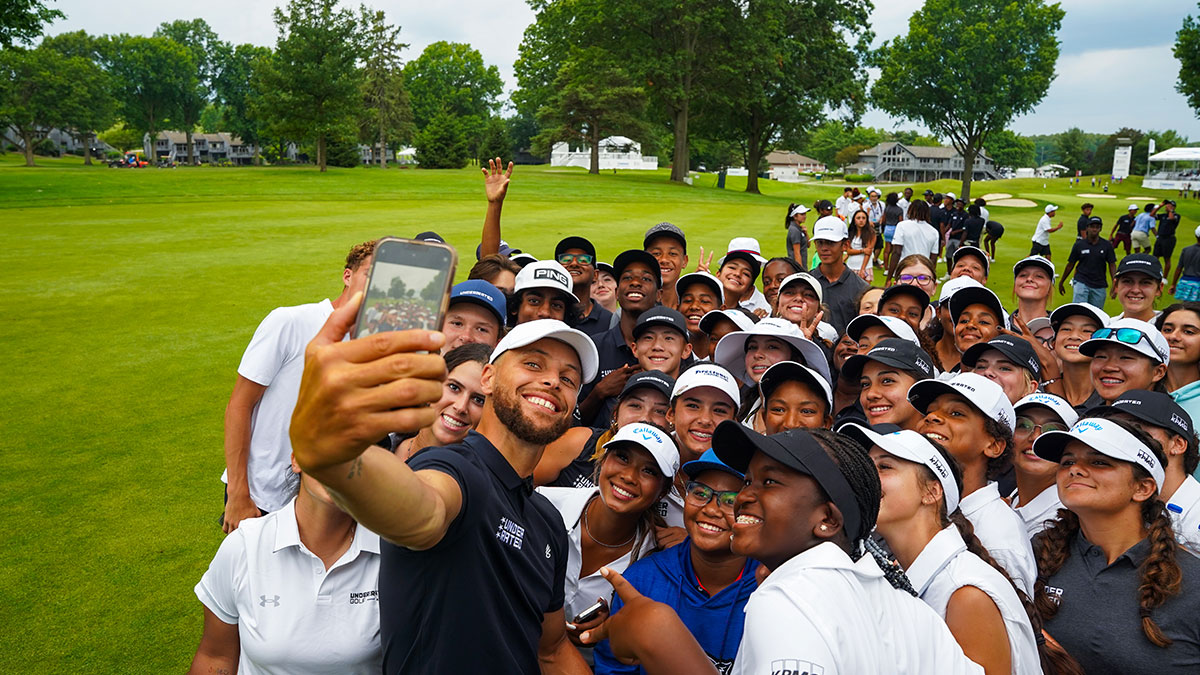 Steph Curry selfie